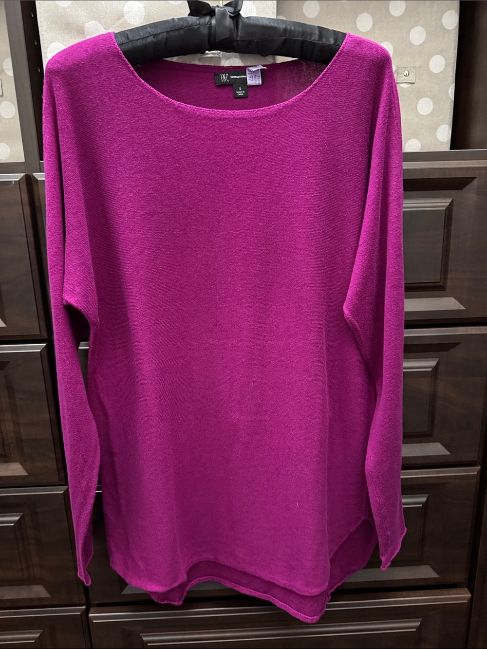 INC International Concepts Fuchsia Crewneck Sweater, in excellent condition